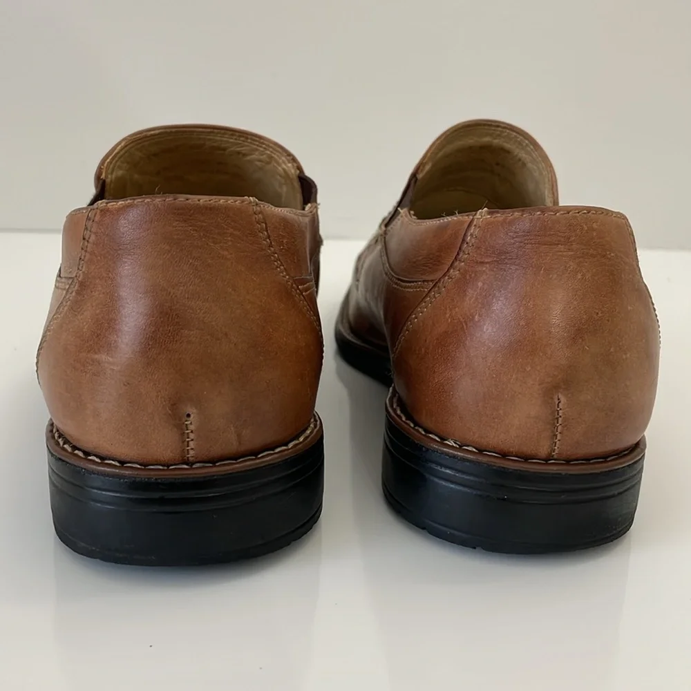 Sandro men’s 9.5 D tan‎ leather slip on loafer. Comfort Soft.  Made in Brazil.